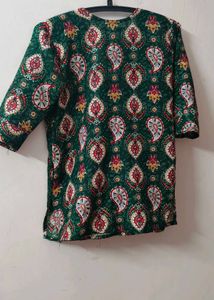 Stylish Green Paisley Print Kurta