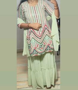 Multi Thread Embroidered Kurta Set