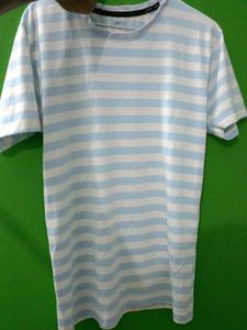 Men's Striped T-Shirt best for gen-z styling