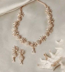 Elegant Rose Gold Necklace & Earring Set