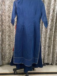 Elegant Blue Striped Kurta Set