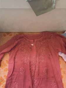 Short chikankari Kurta