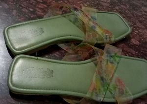 Beautiful Floral Design Flat Sand