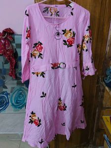 Embroidered Pink Kurta