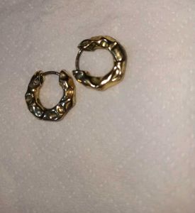 Chunky textured gold hoop earrings