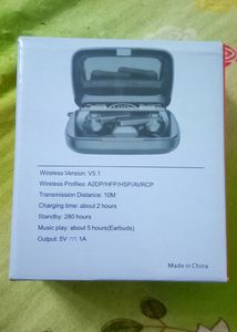 Wireless Earbuds with Charging Case