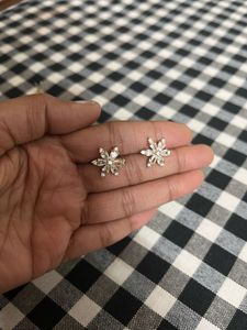 Sparkling Flower Stud Earrings