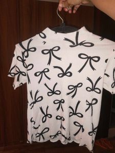 Chic Bow Print Mock Neck Top