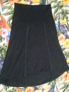 Chic Black Midi Skirt
