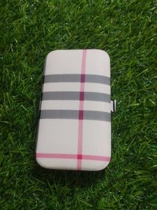 MANICURE SET