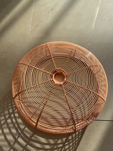 MARKET 99 VON CASA Metal Wire Iron Geometric Pattern Countertop Fruit Basket Holder (Peach)
