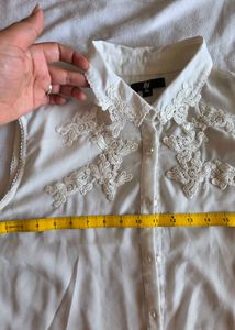 Chic Sleeveless Top.with inner