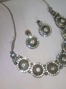 Necklace &amp; Earring Set