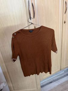 Brown Ribbed Knit Top