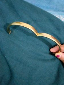 Elegant Gold Bangle Bracelet