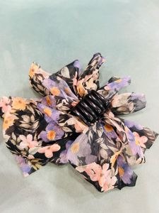 Floral Hair Claw Clip