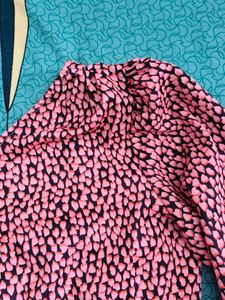 Pink Heart Print Tie-Front Crop Top
