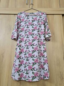 Chic Floral Print Dress