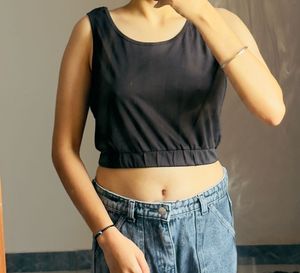 Sleek Black Cropped Tank Top