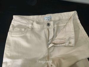 🤍✨ Witchery Cream Straight Fit skinny Jeans ✨🤍
