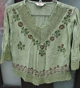Boho Embroidered V-Neck Tunic Top - M/L Size