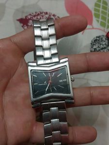 Fastrack Silver Analog Watch, Battery needed
