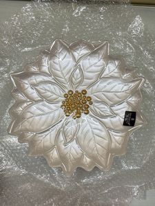 Vintage Flower fruit Holder,  Trinket Metal Dish