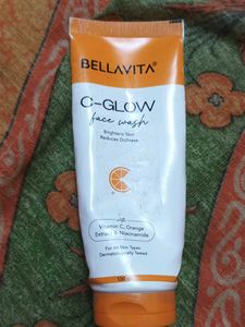 Bellavita C-Glow Face Wash