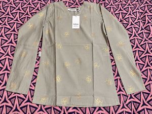 🌿 Modern Floral Printed Short Kurti
