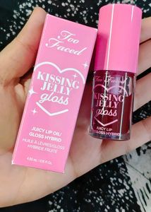Too Faced Kissing Jelly Gloss (Raspberry)