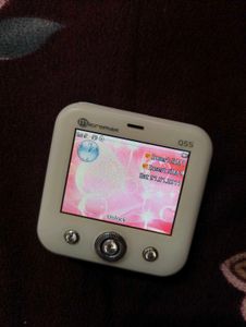 Vintage Sliding Micromax Bling Q55 Phone