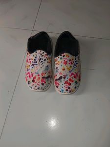 YK shoes from myntra