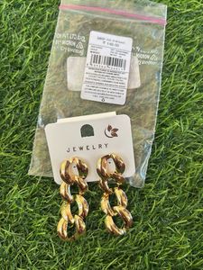 Gold Tone Chunky Chain Drop Earrings