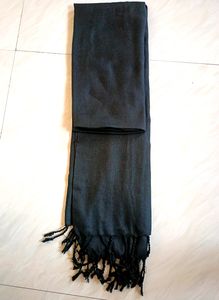 Scarf With Tassels