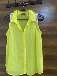 Shirt Blouse With Lace Detailing