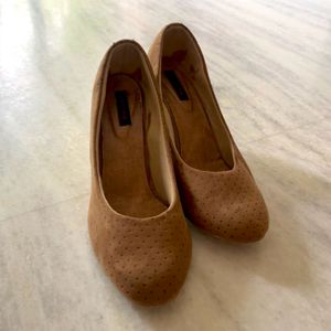 Tan Brown Embellished Heels 3 Inch UK7 EUR40
