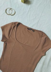 Ribbed Knit Scoop Neck Top