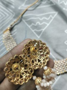 Elegant Pearl &amp; Gold Choker Set