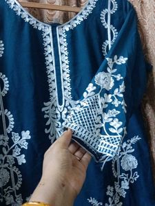 Elegant Teal Embroidered Kurta