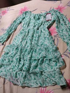 Green Leaf Print Tiered Dress