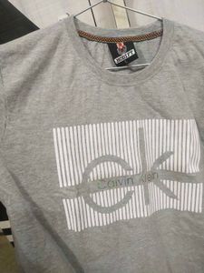 Beautiful Tshirt Of Calvin Klein New Collection
