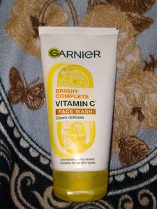 Garnier Vitamin C Face Wash