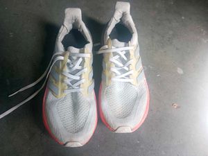 Adidas Ultraboost Sneakers