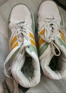 Stylish White & Yellow Sneakers