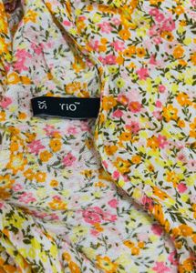 Floral Print Peplum Top