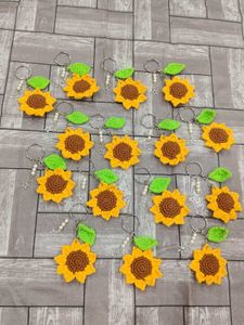 crochet sunflower keychains