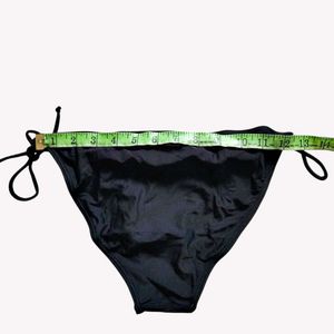 Black Bikini Bottom with Shell Detail 🆕 NWOT