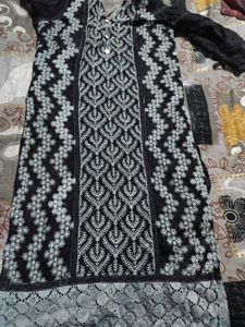 Elegant Black Kurta with White Embroidery