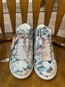 Floral Ribbon Sneakers