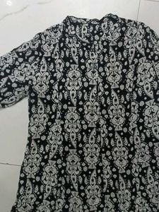 Black &amp; White Printed Kurta and Pants Set